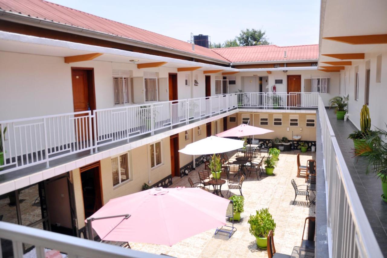 Sandton Hotel Касесе Экстерьер фото
